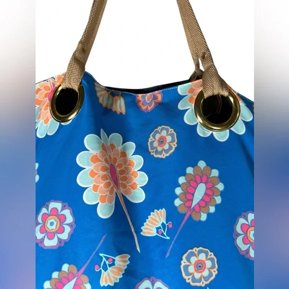 Peter Millar Large Floral Travel or Beach  Tote Bag - Picture 4 of 16